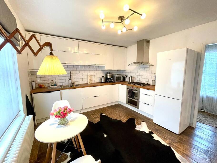 Gorgeous 2 Bedroom Apartment Edge Of Cabot Circus Bristol Zewnętrze zdjęcie